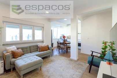 Apartamento T2 para Venda em Algés, Linda-A-Velha e Cruz Quebrada-Dafundo