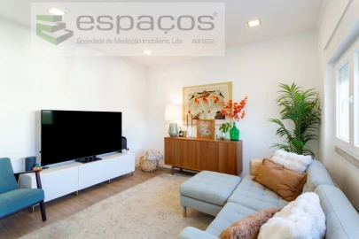 Apartamento T2 para Venda em Algés, Linda-A-Velha e Cruz Quebrada-Dafundo