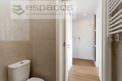 Apartamento T2 para Venda em Algés, Linda-A-Velha e Cruz Quebrada-Dafundo
