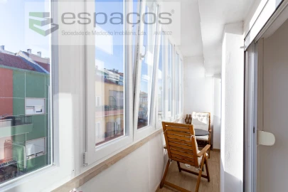 Apartamento T2 para Venda em Algés, Linda-A-Velha e Cruz Quebrada-Dafundo
