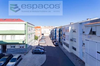 Apartamento T2 para Venda em Algés, Linda-A-Velha e Cruz Quebrada-Dafundo