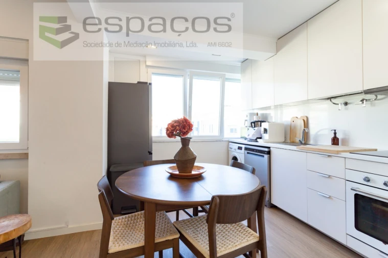 Apartamento T2 para Venda em Algés, Linda-A-Velha e Cruz Quebrada-Dafundo Foto 6