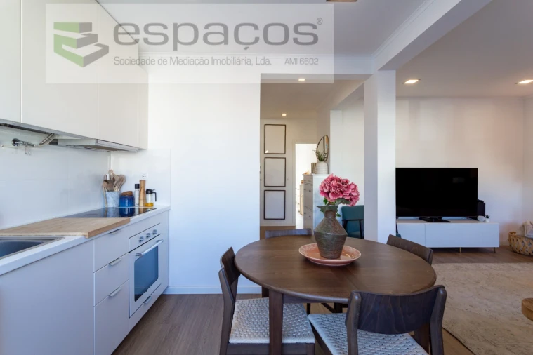 Apartamento T2 para Venda em Algés, Linda-A-Velha e Cruz Quebrada-Dafundo Foto 7