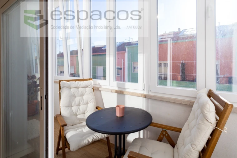 Apartamento T2 para Venda em Algés, Linda-A-Velha e Cruz Quebrada-Dafundo Foto 22