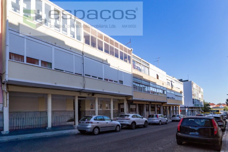 Apartamento T2 para Venda em Algés, Linda-A-Velha e Cruz Quebrada-Dafundo Foto 34