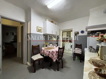 Moradia T4 para Venda em Nossa Senhora da Vila, Nossa Senhora do Bispo e Silveiras