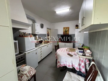 Moradia T4 para Venda em Nossa Senhora da Vila, Nossa Senhora do Bispo e Silveiras