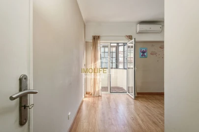 Apartamento T3 para Venda em Odivelas