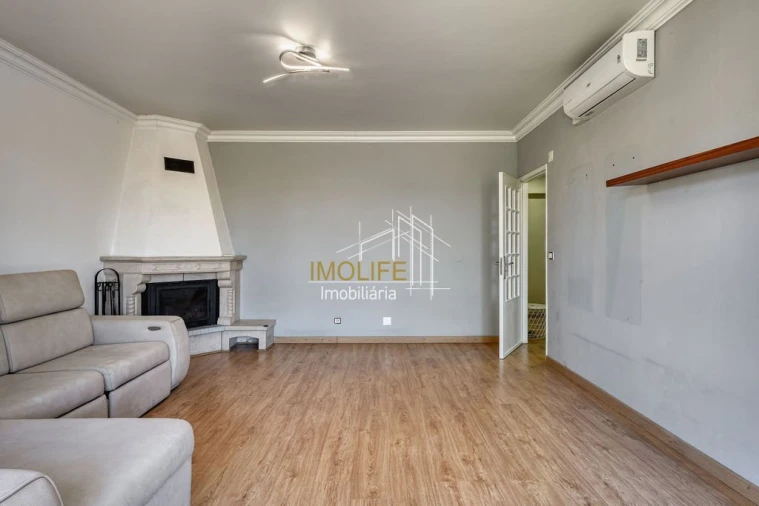Apartamento T3 para Venda em Odivelas Foto 6