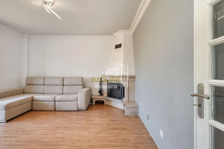 Apartamento T3 para Venda em Odivelas Foto 4