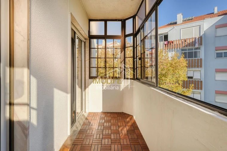 Apartamento T3 para Venda em Odivelas Foto 18