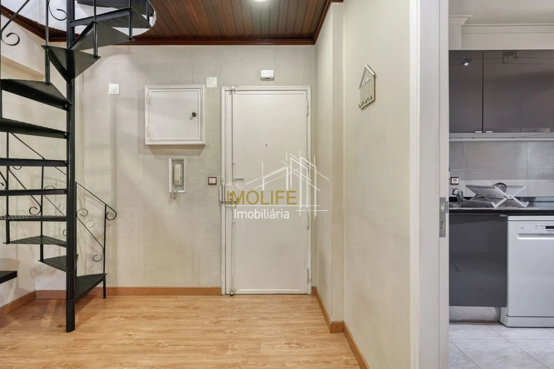Apartamento T3 para Venda em Odivelas Foto 11