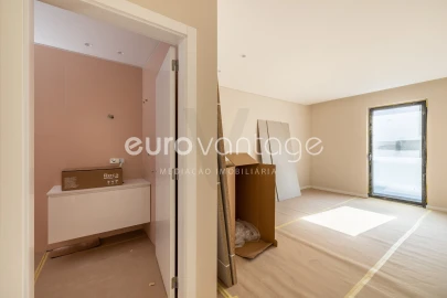 Apartamento T2 para Venda em Leiria, Pousos, Barreira e Cortes