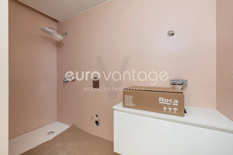 Apartamento T2 para Venda em Leiria, Pousos, Barreira e Cortes Foto 18