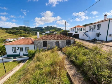 Moradia T2 para Venda em Santo Espirito