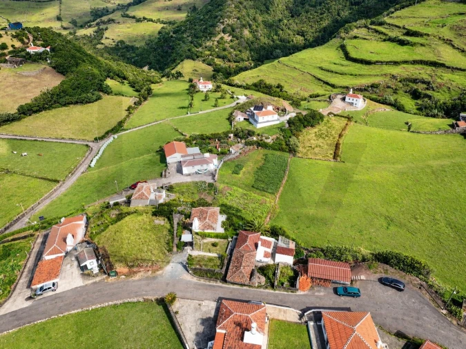 Moradia T2 para Venda em Santo Espirito Foto 12
