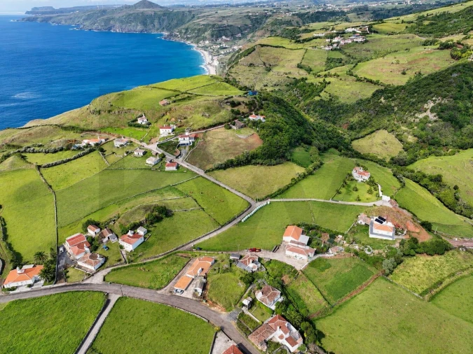 Moradia T2 para Venda em Santo Espirito Foto 11