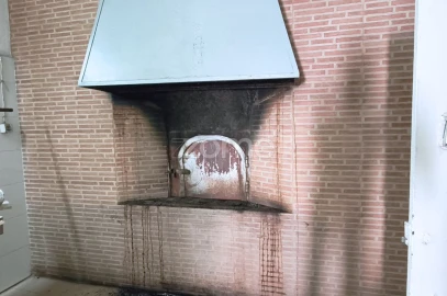 Negócio para Venda em Santa Vitória e Mombeja