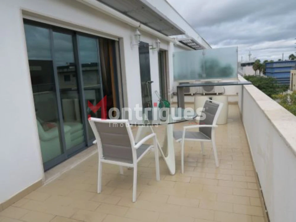Apartamento T2 para Venda em Parque das Nações Foto 12