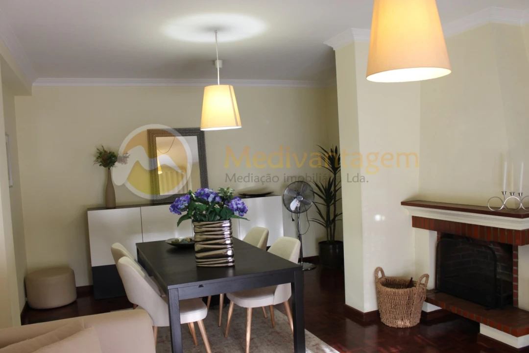Apartamento T2 para Venda em Caldas de Vizela (São Miguel e São João) Foto 1