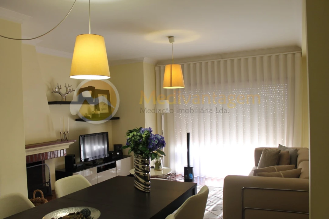 Apartamento T2 para Venda em Caldas de Vizela (São Miguel e São João) Foto 2