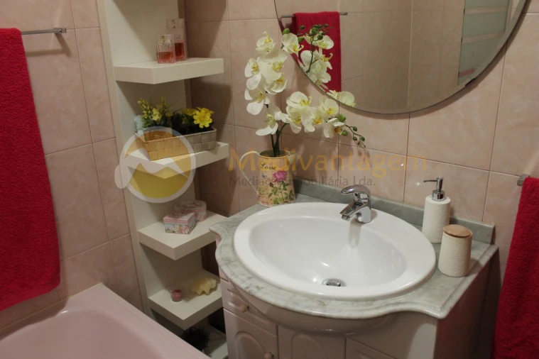 Apartamento T2 para Venda em Caldas de Vizela (São Miguel e São João) Foto 8