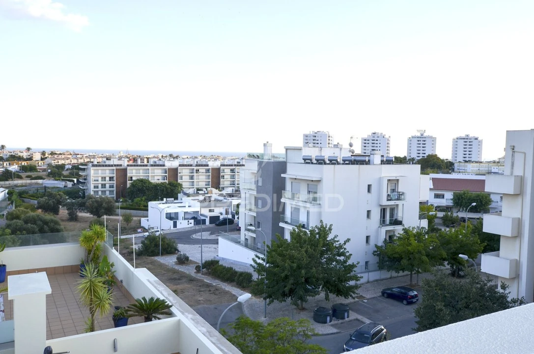 Apartamento T2 para Venda em Albufeira e Olhos de Água Foto 2