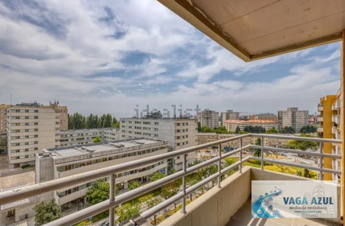 Apartamento T2 para Arrendamento em Lordelo do Ouro e Massarelos Foto 1