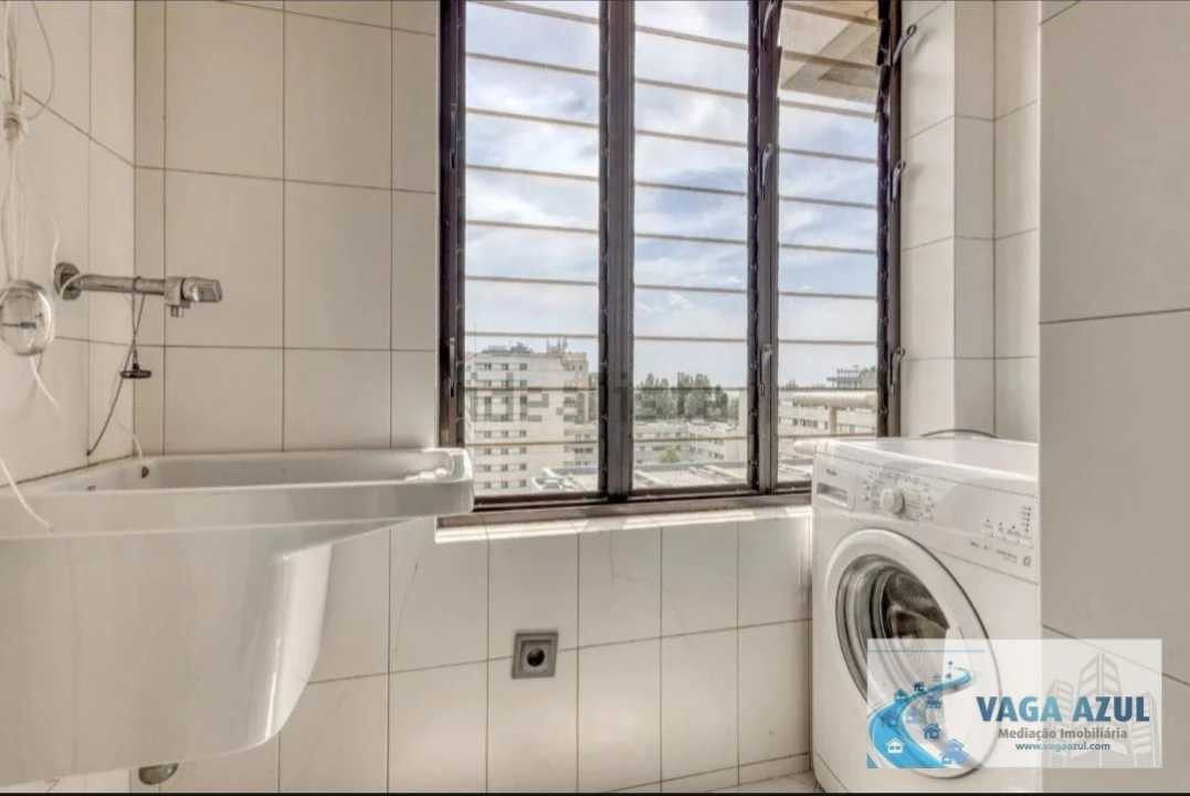 Apartamento T2 para Arrendamento em Lordelo do Ouro e Massarelos Foto 16