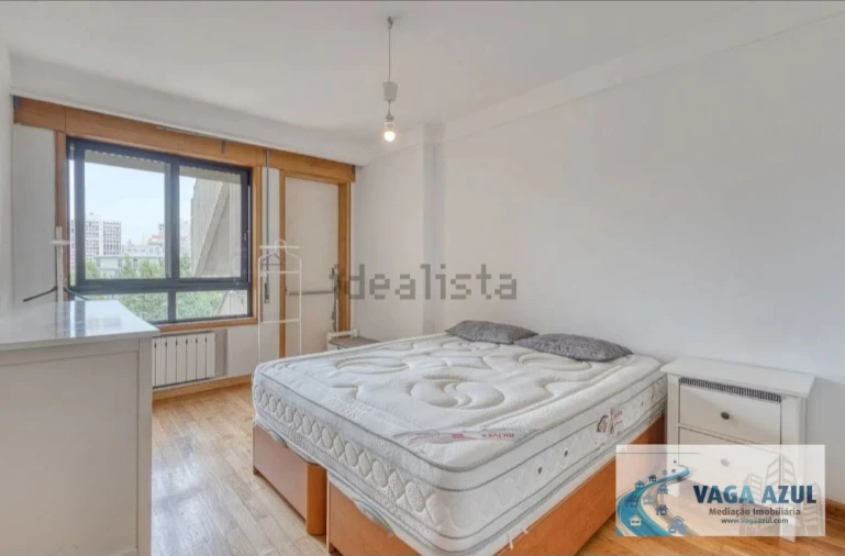 Apartamento T2 para Arrendamento em Lordelo do Ouro e Massarelos Foto 8