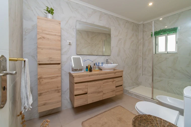 Apartamento T2 para Venda em Barreiro e Lavradio Foto 16