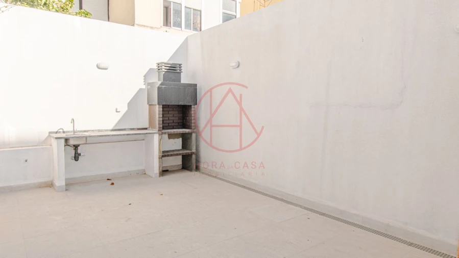 Apartamento T1 para Venda em Alto do Seixalinho, Santo André e Verderena Foto 13