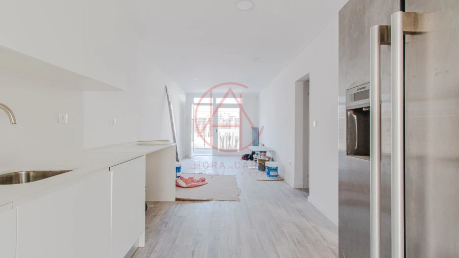 Apartamento T1 para Venda em Alto do Seixalinho, Santo André e Verderena Foto 5