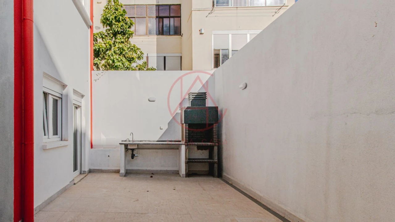 Apartamento T1 para Venda em Alto do Seixalinho, Santo André e Verderena Foto 15