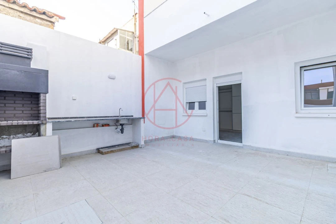 Apartamento T1 para Venda em Alto do Seixalinho, Santo André e Verderena Foto 19
