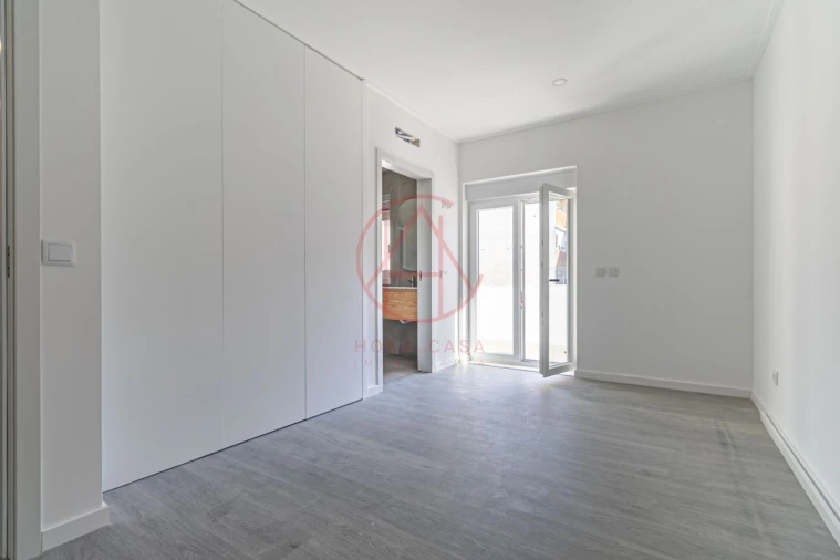 Apartamento T1 para Venda em Alto do Seixalinho, Santo André e Verderena Foto 5