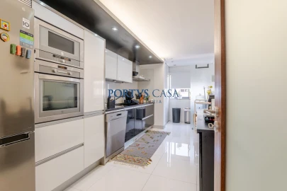 Apartamento T3 para Venda em Custóias, Leça do Balio e Guifões