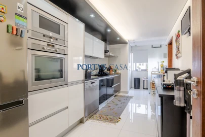 Apartamento T3 para Venda em Custóias, Leça do Balio e Guifões