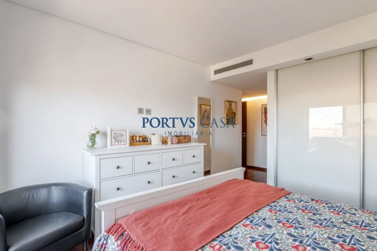 Apartamento T3 para Venda em Custóias, Leça do Balio e Guifões Foto 13
