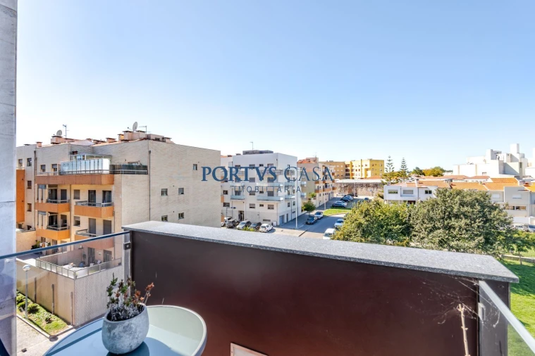 Apartamento T3 para Venda em Custóias, Leça do Balio e Guifões Foto 16