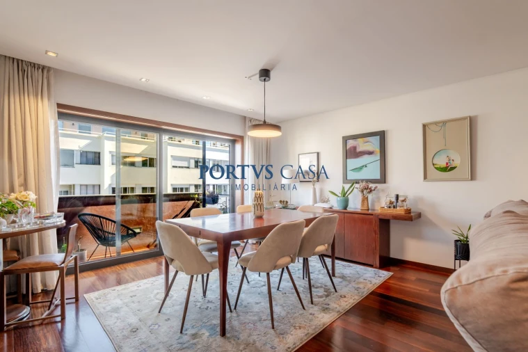 Apartamento T3 para Venda em Custóias, Leça do Balio e Guifões Foto 2