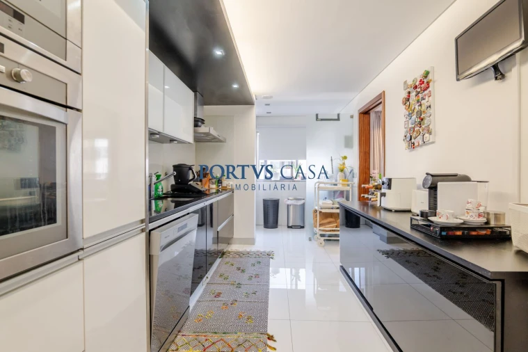 Apartamento T3 para Venda em Custóias, Leça do Balio e Guifões Foto 26