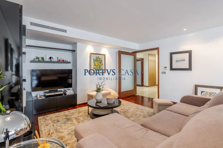 Apartamento T3 para Venda em Custóias, Leça do Balio e Guifões Foto 35