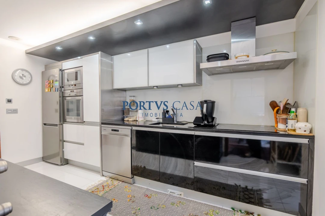 Apartamento T3 para Venda em Custóias, Leça do Balio e Guifões Foto 32