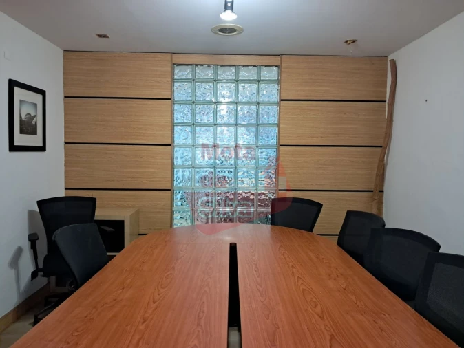 Loja para Arrendamento em Almada, Cova da Piedade, Pragal e Cacilhas Foto 14