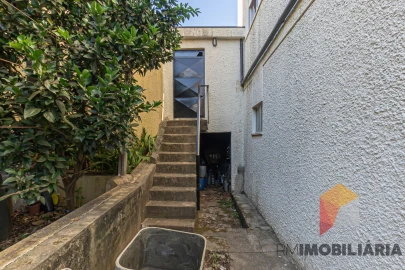 Moradia T4 para Venda em Fânzeres e São Pedro da Cova