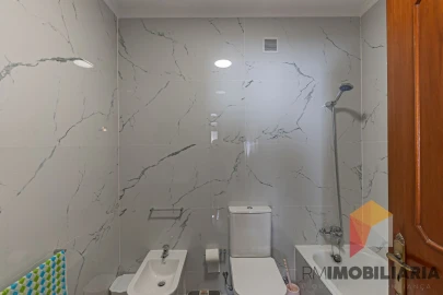 Moradia T4 para Venda em Fânzeres e São Pedro da Cova
