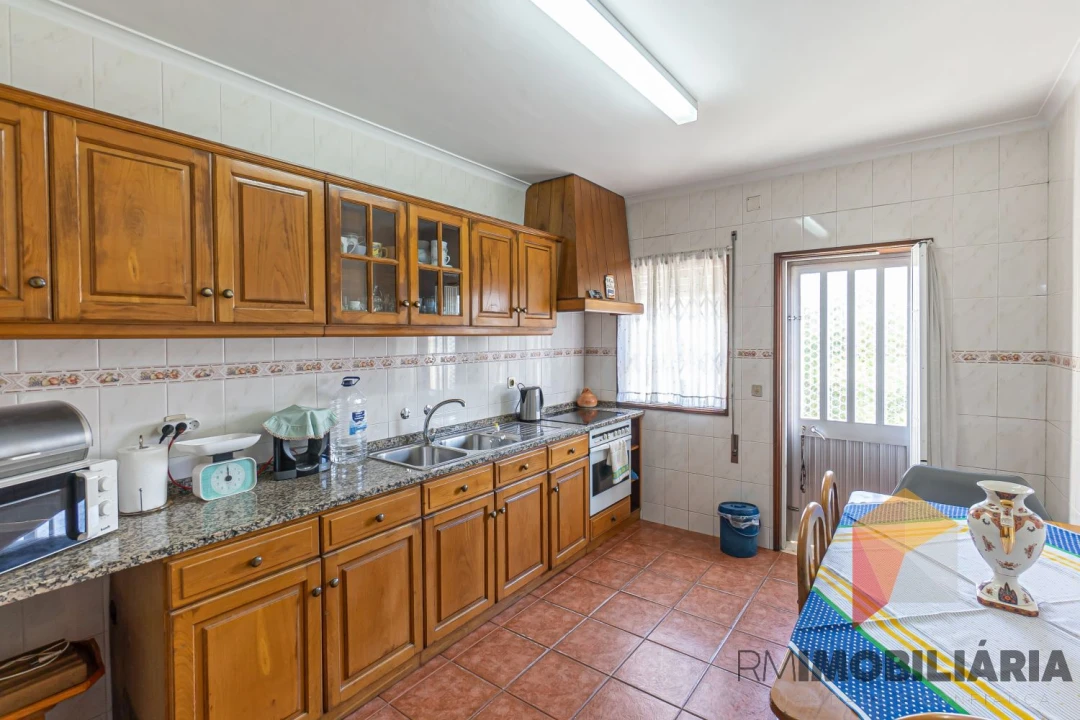 Moradia T4 para Venda em Fânzeres e São Pedro da Cova Foto 1