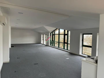 Loja para Arrendamento em Cascais e Estoril
