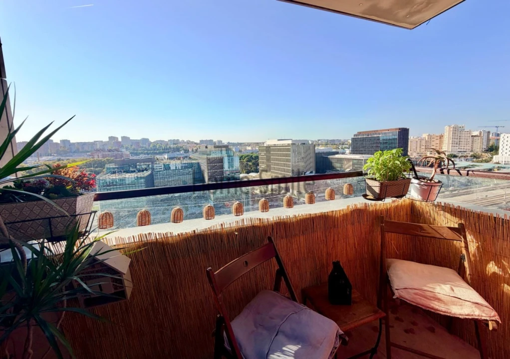 Apartamento T3 para Venda em Parque das Nações Foto 33